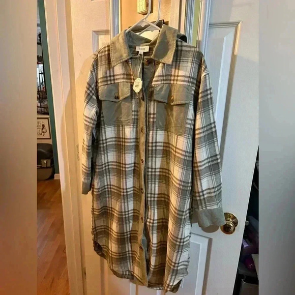 Oddy shacket - Picture 1 of 2